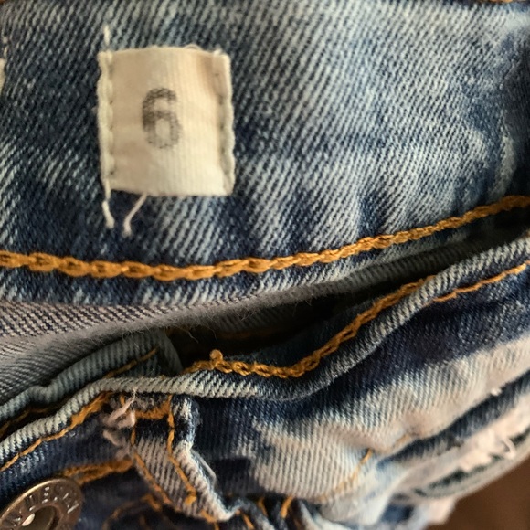 Only wore once - Picture 6 of 6